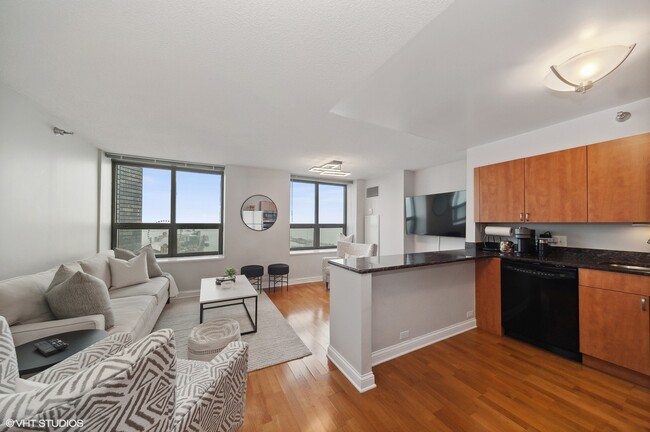 Photo - 474 N Lake Shore Dr Unidad 2106