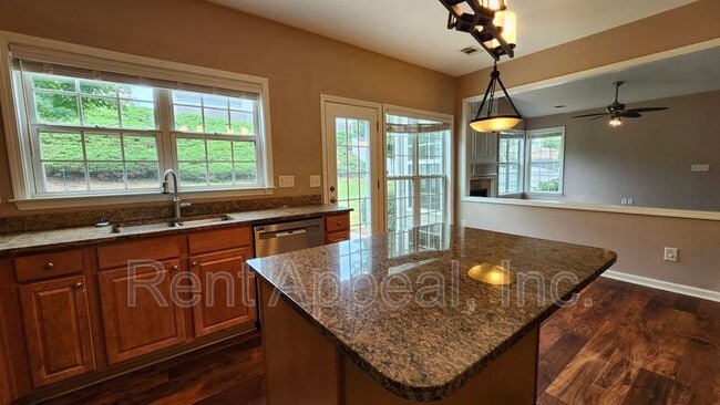 Photo - 212 Revillion Way