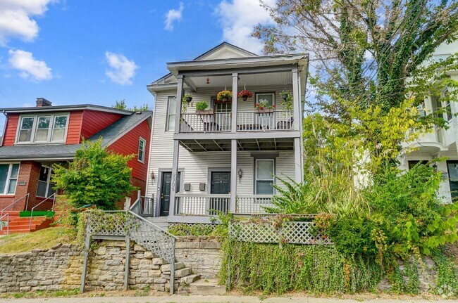 Building Photo - 2705 Hackberry St Rental