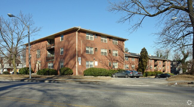 Walbrook Apartments - Walbrook Apartments
