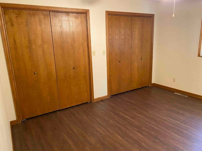 Photo - 306 W 15th St Unidad A