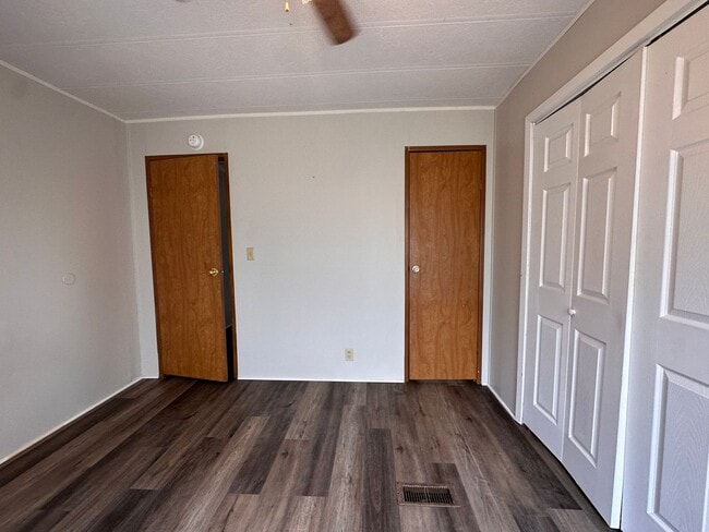 Photo - Awesome 2/2 Trailer in Westlake for rent!