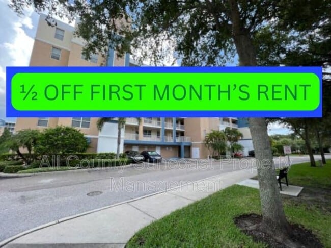 Building Photo - 960 Starkey Rd Unit 1305