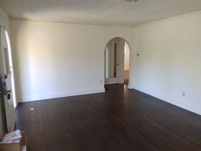 Photo - 712e16 Unit 712