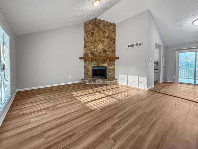 Photo - 234 Hillcrest Dr