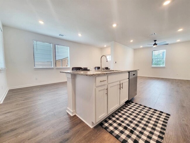 Photo - 2514 Rose Archer Ln