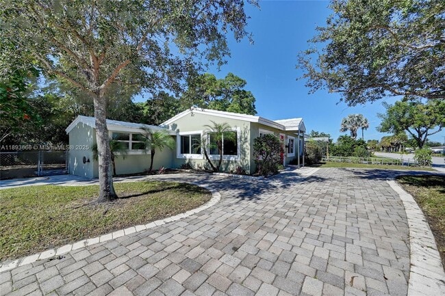 Photo - 4617 N Andrews Ave