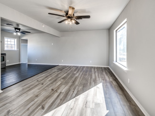 Photo - 101 192nd Ave SE