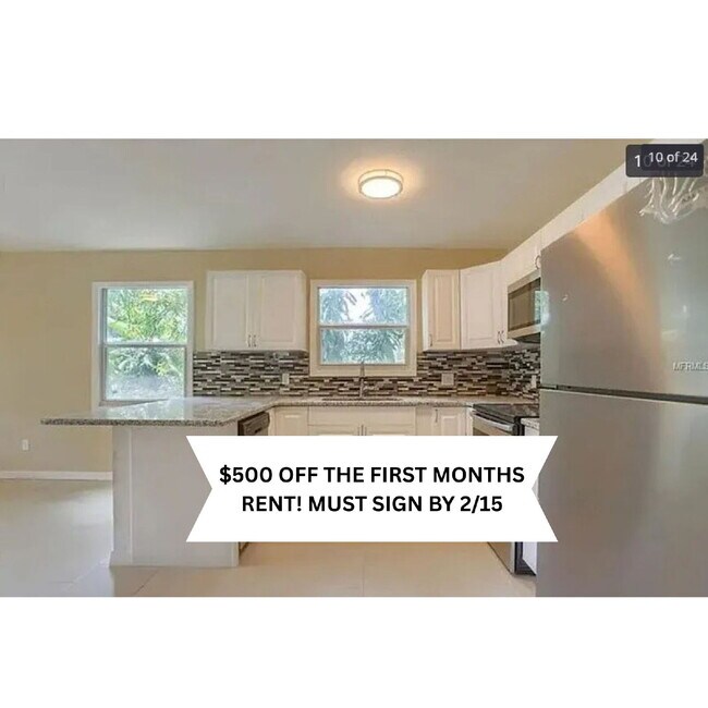 Building Photo - Home For Rent in St Petersburg!