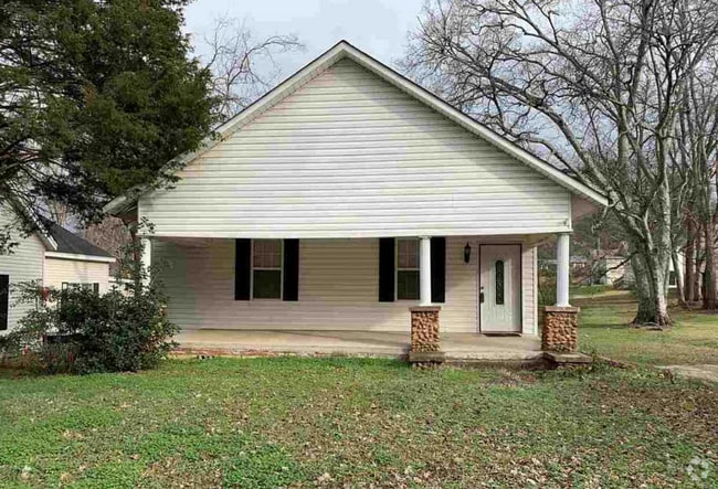 Building Photo - 204 Church Ave SE Rental
