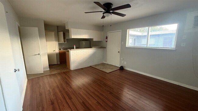 Photo - 1849 Richmond Ave. Unit 48