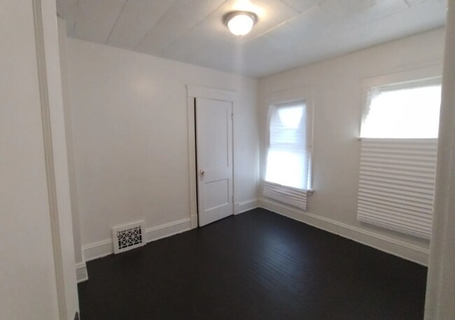 Photo - 731 Garth Ave Unit Apt 1
