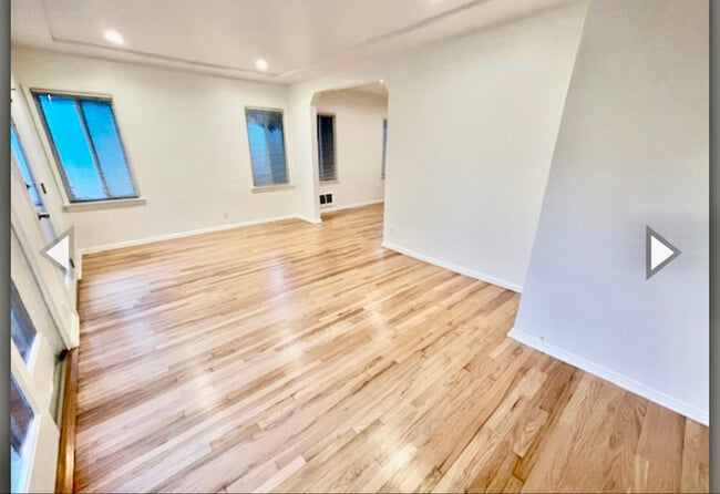 Photo - 45 Thornton Ave