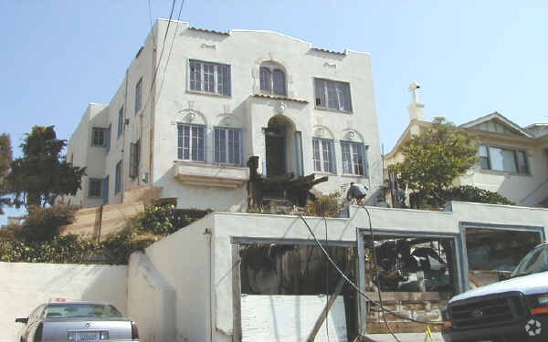 Photo - 524 E 21st St