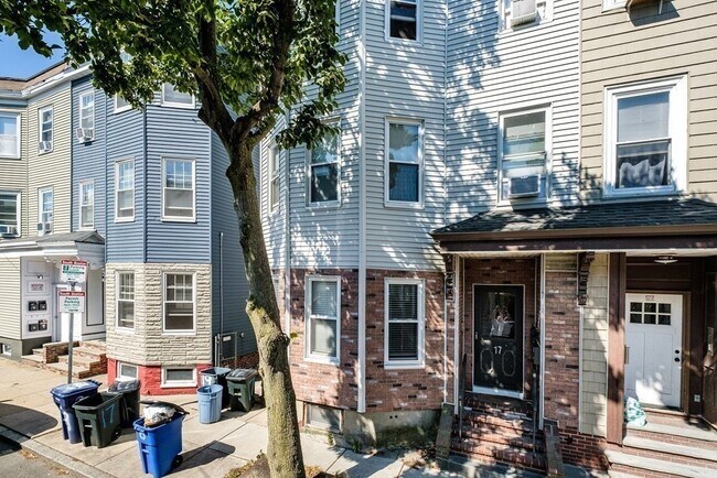 Photo - 17 O St Unit 3