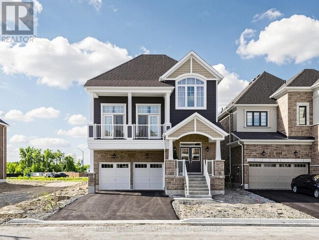 Photo - 635 Newlove St