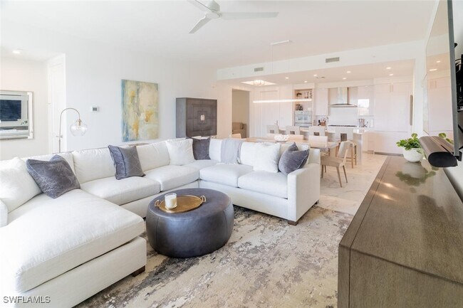 Photo - 1125 Central Ave Unidad 373