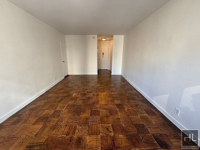 Photo - EAST 36 STREET Unit 10C