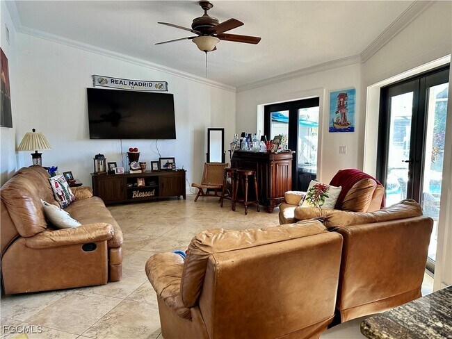 Photo - 3766 SE 6th Ave