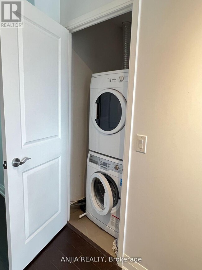 Photo - 9582 Markham Rd Unit 1010