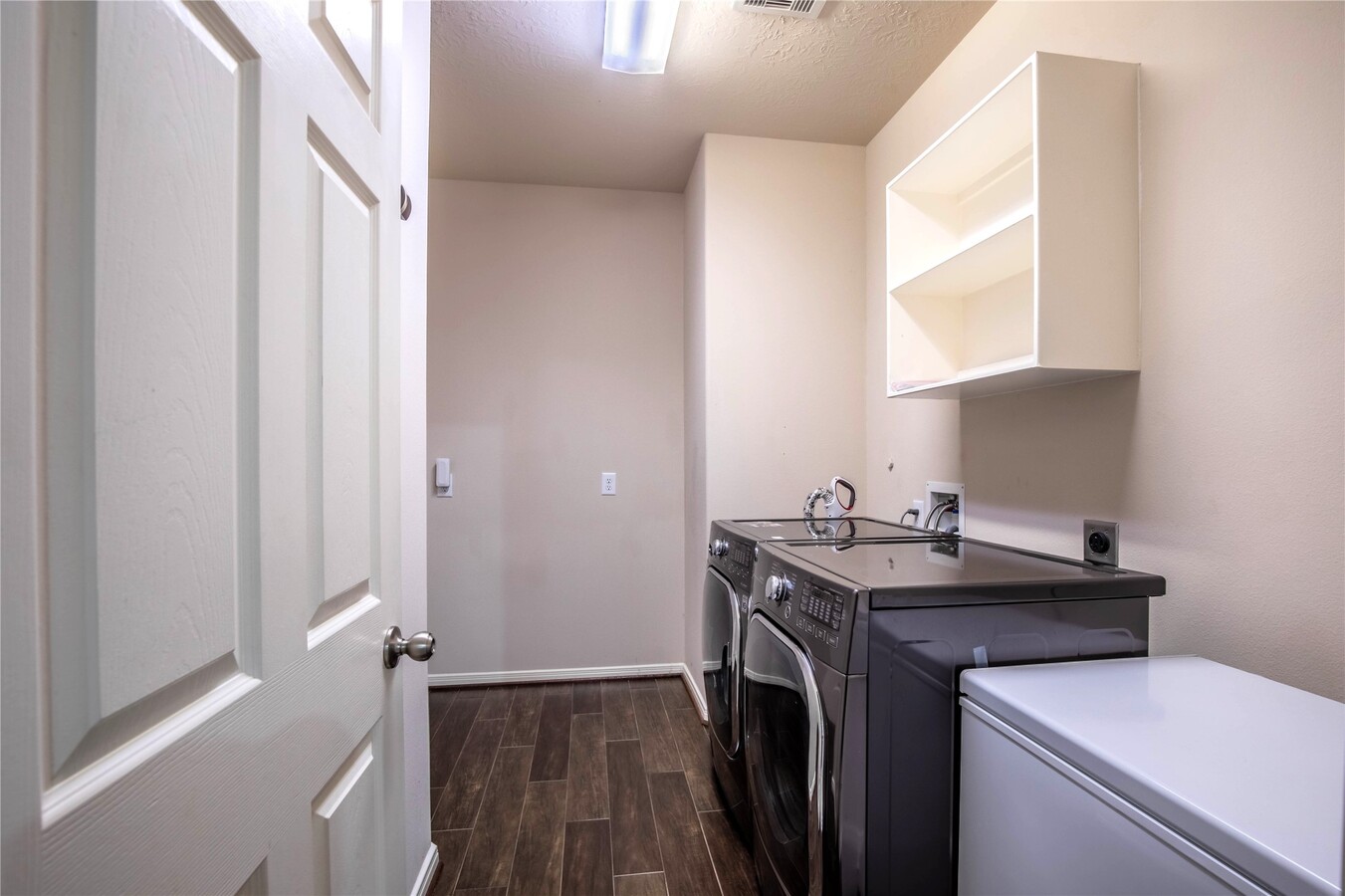 Photo - 2802 Silhouette Bay Dr