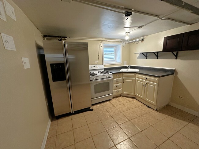 Photo - 4431 S Sacramento Ave Unidad 1