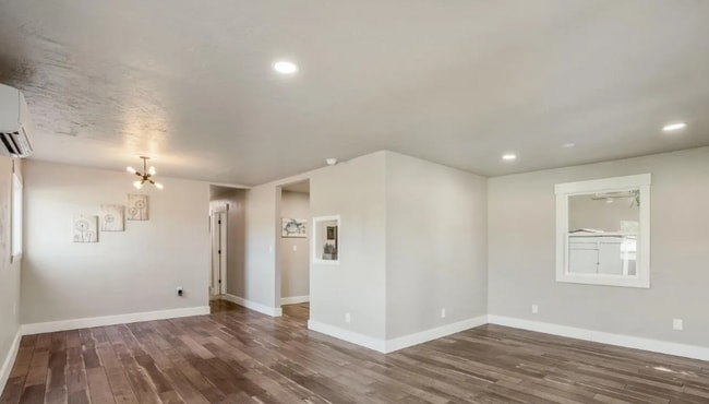 Photo - Charming Craftsman-Style Home in Boise 837...