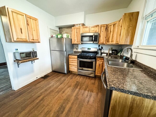 Photo - 215 Prospect St