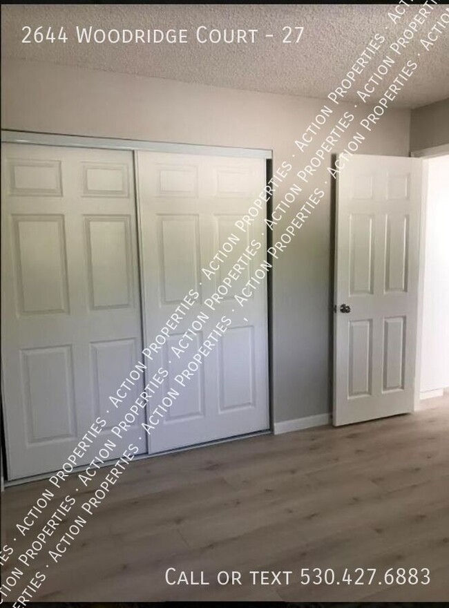 Photo - 2644 Woodridge Ct Unit 27
