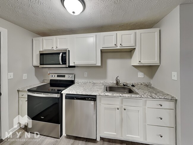 Photo - 3270 Fontaine Rd