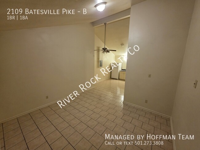Photo - 2109 Batesville Pike Unit B