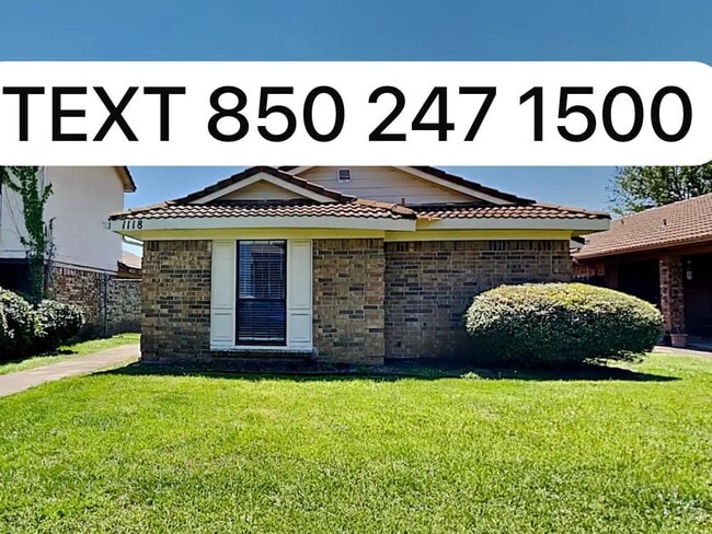 Photo - 1119 Sandalwood Ln House