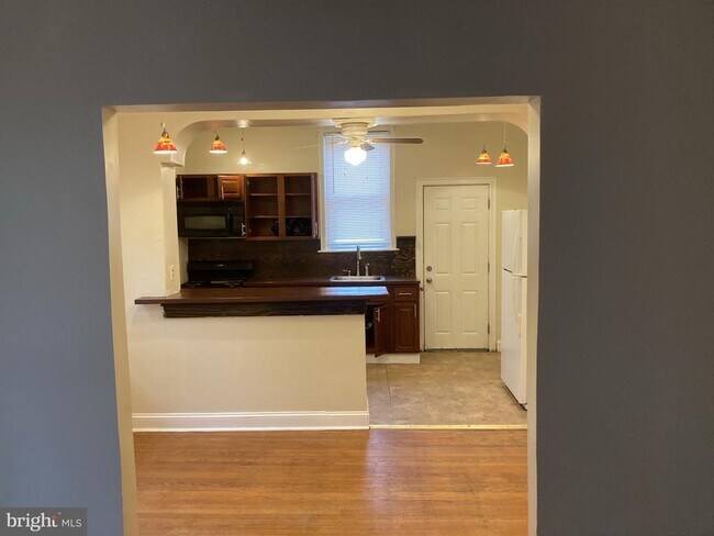 Photo - 3145 N Patton St