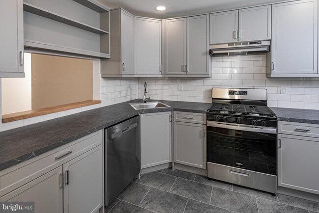 Photo - 56 Barberry Ct