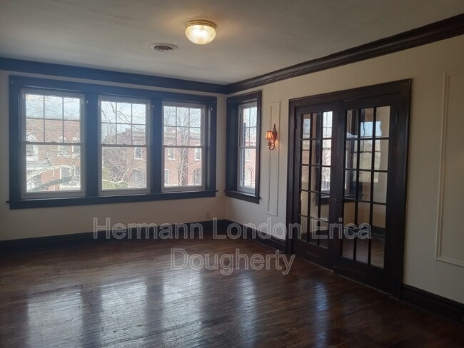 Photo - 4427 S Grand Blvd Condo Unit 2F