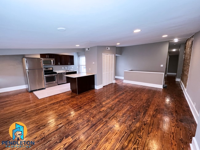 Photo - 521 E 13th St Unit 4