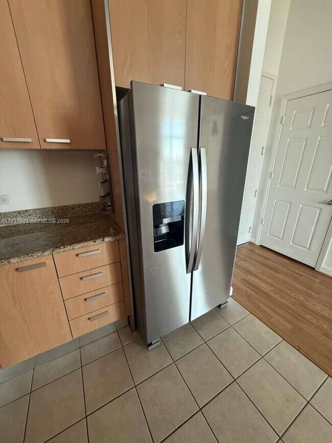 Photo - 2100 Van Buren St Unit 501