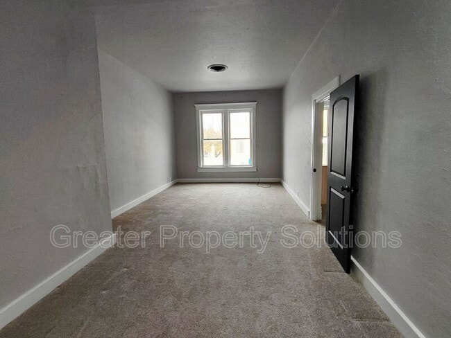 Photo - 416 E Commercial Ave Casa