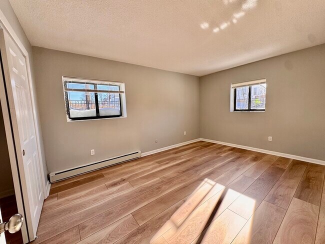 Photo - 837 River St Unit 1