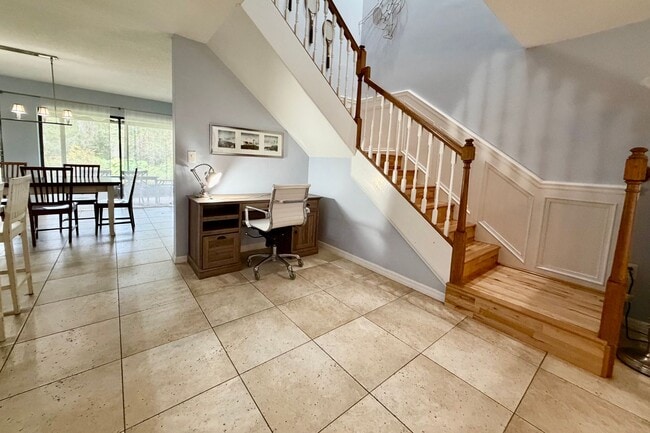 Photo - 3 bedroom 2.5 Bathroom Condo In Saddlebrook! Unit 3