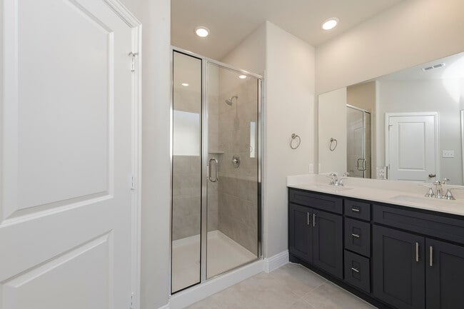 Photo - 733 Portina Dr