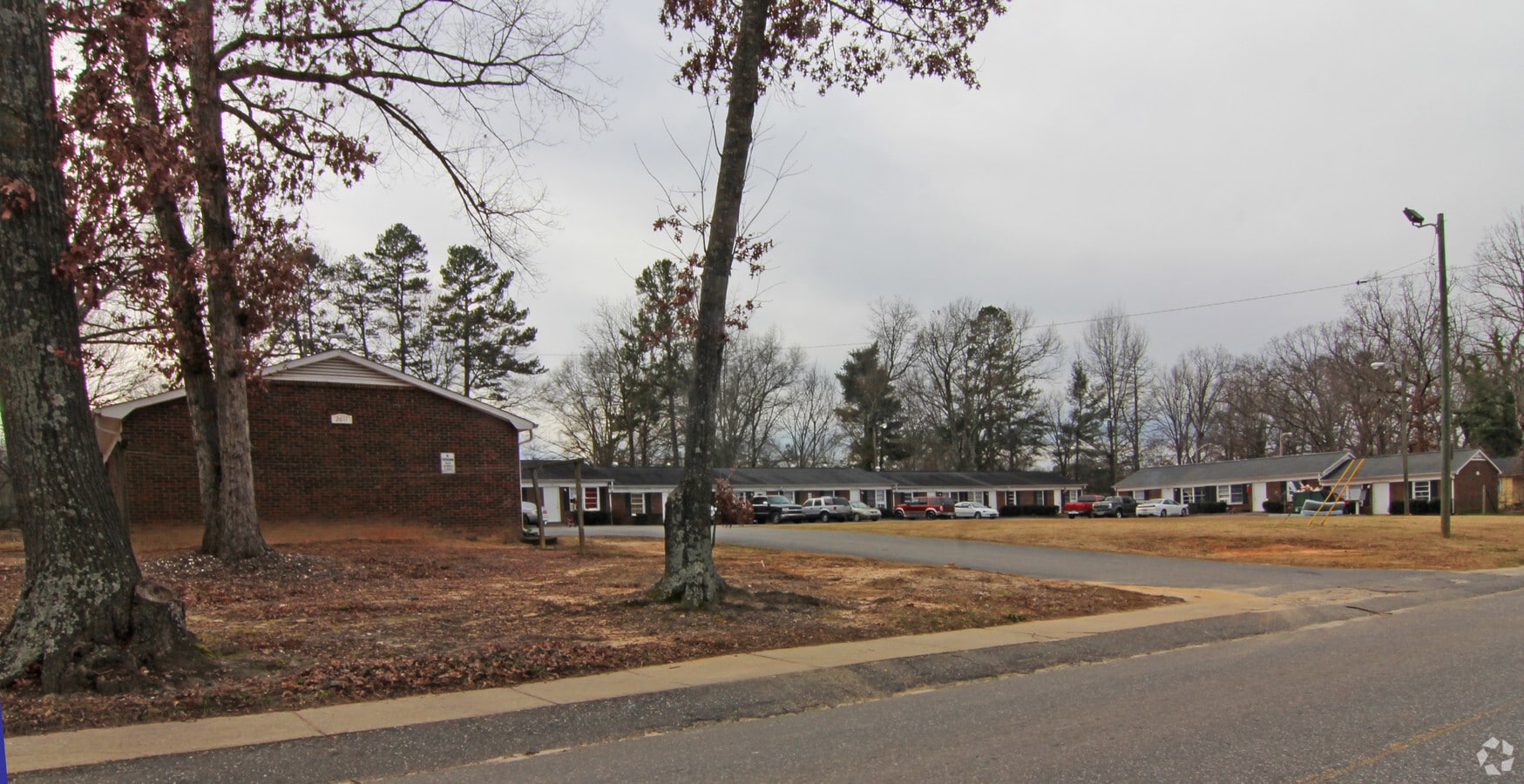 Photo - Crescent Apartments