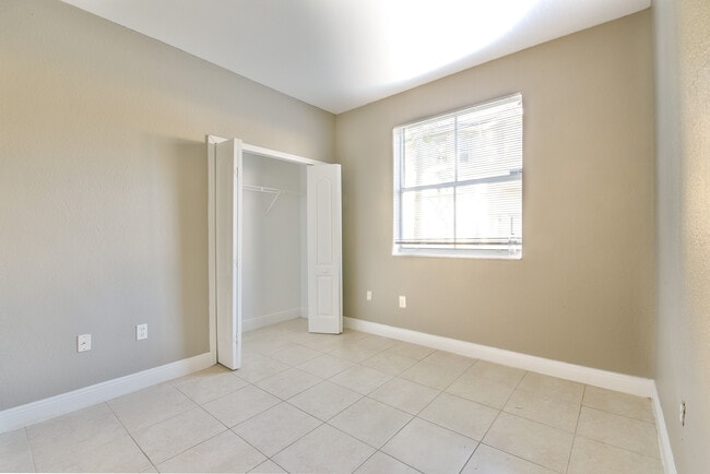 Photo - 1663 SE 29th St # 109 Unit 109