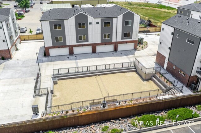 Photo - 4519 Tabor St