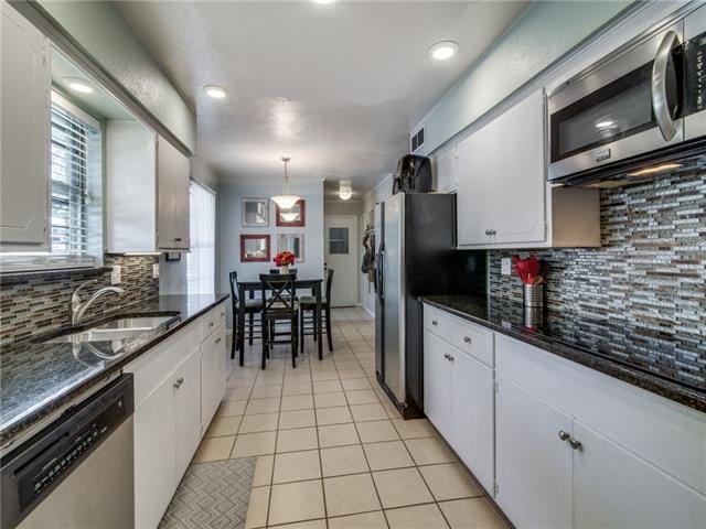 301 Highland Dr