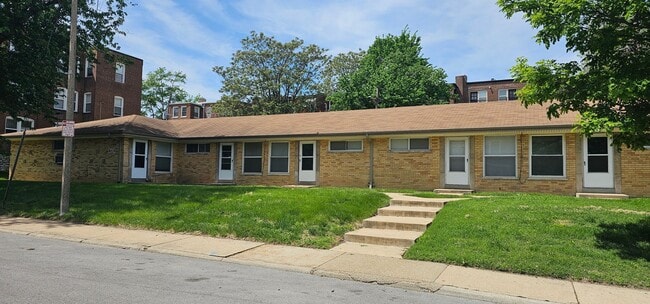 Building Photo - 735 Syracuse Ave Unit 735-F Syracuse
