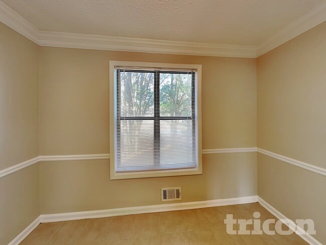 Photo - 5040 Sumit Wood Dr NW