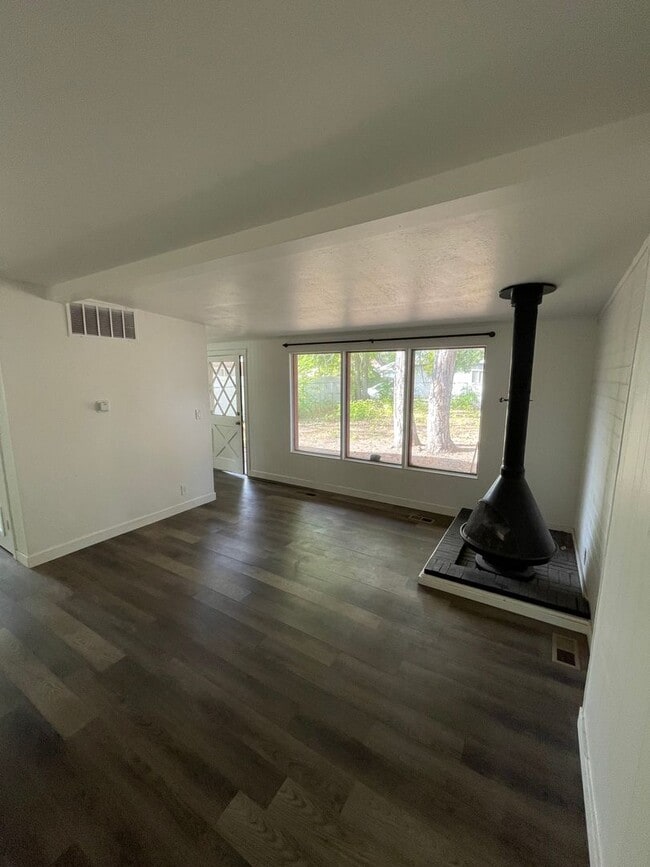 Photo - 2801 S Adams St Unidad 2801 S Adams St #1/2