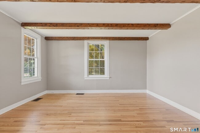 Photo - 238 Isinglass Rd