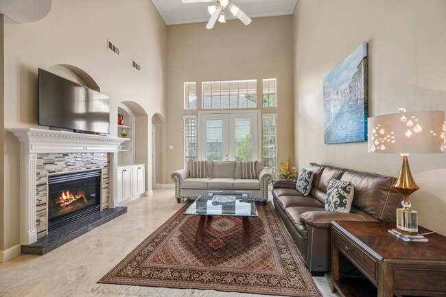 Photo - 6830 Jasmine Pl